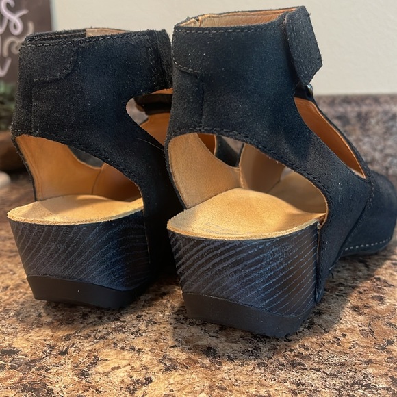 Dansko Sandals Size 9 (EU 40) - Picture 6 of 6